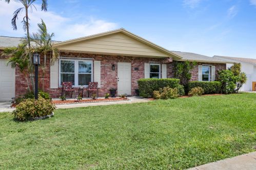 3549 Taconic Dr, West Palm Beach FL  33406-4916 exterior