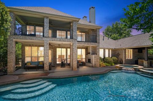 17431 Bear River Ln, Humble, TX 77346-1555