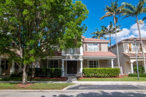 1620 Fenton Dr, Delray Beach, FL 33445-3556