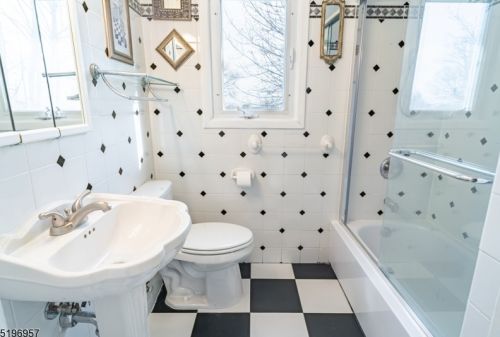 247 Mccosh Rd, Montclair NJ  07043-2107 exterior