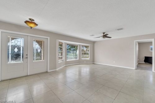 2911 5 Pl, Cape Coral FL  33904-3410 exterior