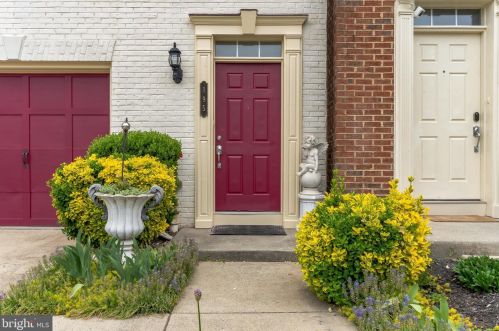 195 Flowering Dogwood Ter, Leesburg, VA 20175-5414