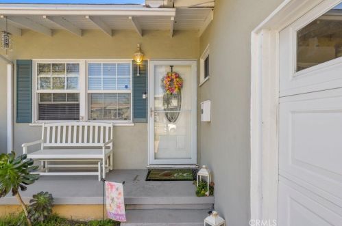 2836 220th Pl, Long Beach, CA 90810-1841