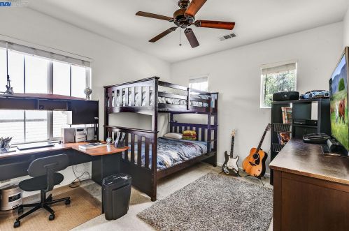 66 Sunchase Ct, Oakley CA  94561-4425 exterior