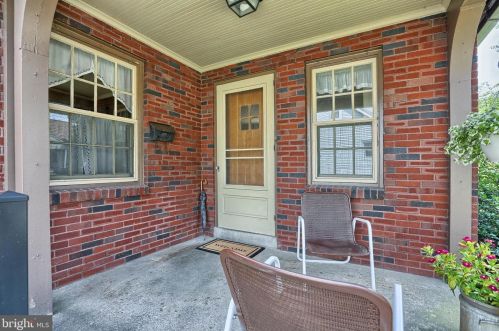 248 Maple Ave, Swatara, PA 17033-1548