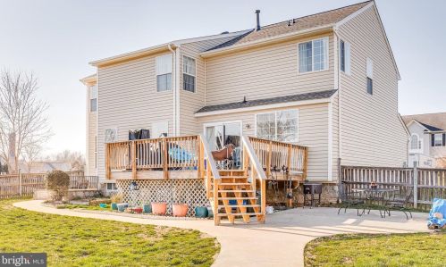 63 Turnberry Dr, Charles Town WV  25414-3887 exterior