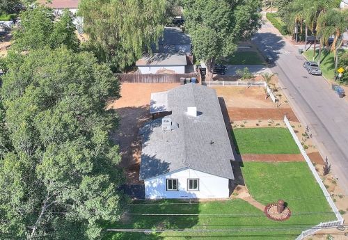 7106 Orch St, Riverside CA 92504-3958 exterior