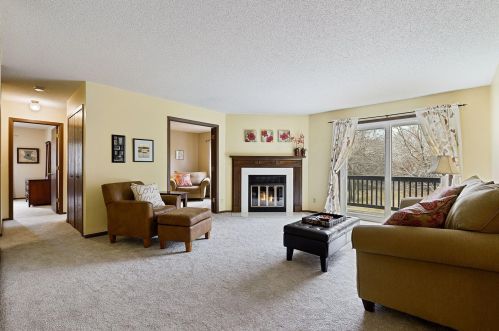 6915 Langford Dr, Minneapolis, MN 55436-1658