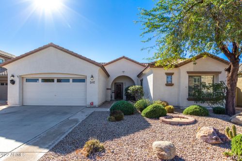 4317 Austin Ln, San Tan Valley, AZ 85140-4392