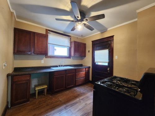 505 Sheridan Ave, New Castle PA  16105-2437 exterior