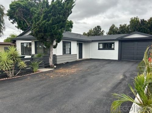 1115 Olive Ave, Vista, CA 92083-4736