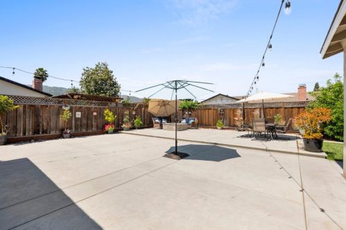 7791 Santa Barbara Dr, Gilroy CA  95020-5322 exterior