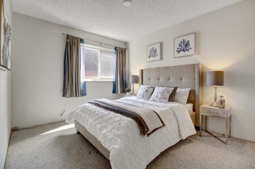 880 Stonegate Dr, South San Francisco CA  94080-1562 exterior