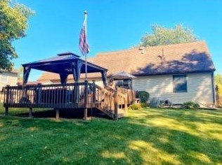 3828 Kingsway Dr, Crown Point IN  46307-8982 exterior