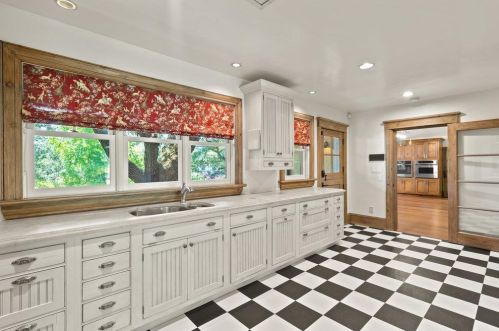 170 Josselyn Ln, Redwood City CA  94062-3610 exterior