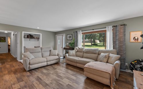 1443 Mount Ct, Hubertus WI  53033-9626 exterior