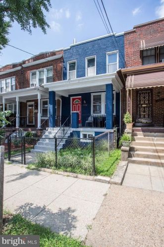 1432 Ridge Pl, Washington, DC 20020-5641