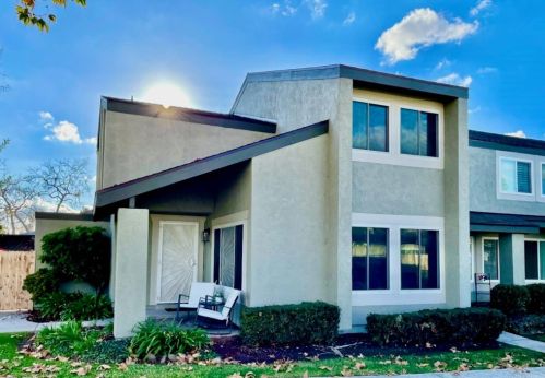 10889 Macouba Pl, San Diego, CA 92124-2049
