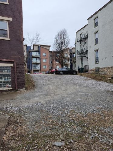 2800 Euclid Ave, Cincinnati OH  45219-2115 exterior