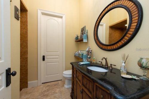 2014 Pioneer Dr, Lakeland FL  33809-4995 exterior