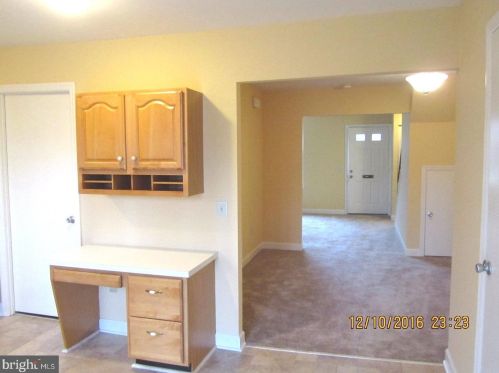 2516 Devonshire Ct, Lansdale PA  19446-4315 exterior