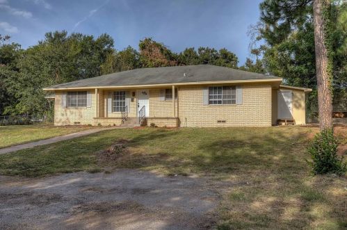 613 Graham St, West Mineola, TX 75773-1845