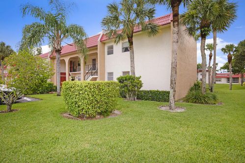 328 Lake Dora Dr, West Palm Beach, FL 33411-2362