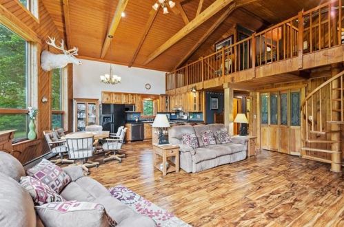 110 Mcclelland Ave, Greenville PA  16125-8004 exterior