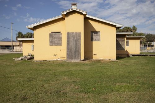 191 Flame Ave, Pahokee, FL 33476-1417