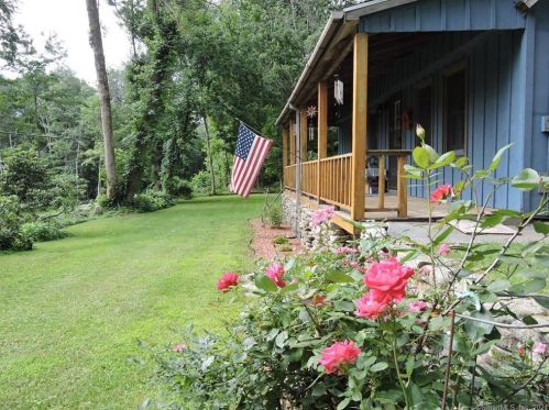 494 Clubhouse Rd, Exeter, CT 06249-2006