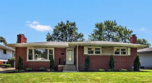 8607 Forest Ave, Hammond, IN 46321-2122