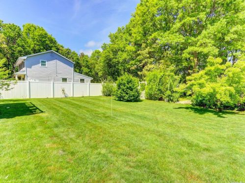 203 6th Ave, Holtsville NY  11742-2341 exterior