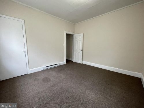 101 Patterson Ave, Trenton NJ  08610-4439 exterior