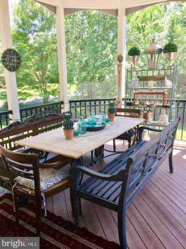 19376 Ml Dm Pl, Leesburg VA 20176-1637 exterior