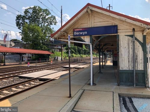 107 Bartholomew Rd, Berwyn PA  19312-1604 exterior