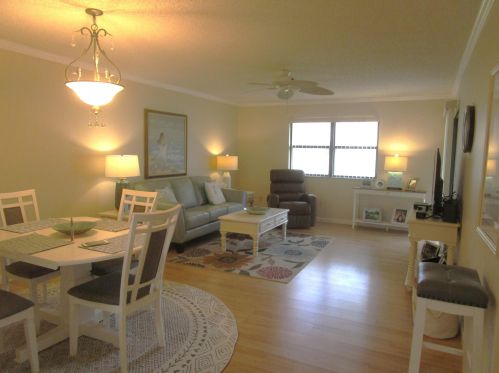 184 Mastic Tree Ct, West Palm Beach, FL 33411-1643