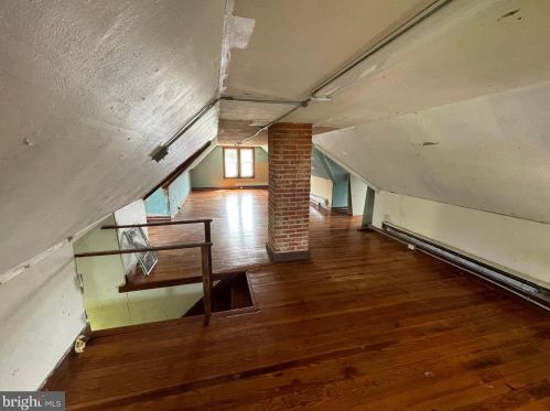 304 Governors Ave, Dover DE  19904-3006 exterior