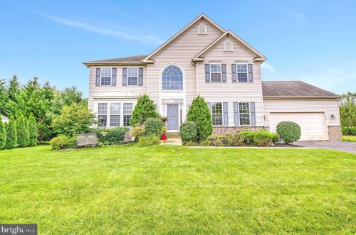 602 Archibald Ln, Florence, NJ 08518-4010