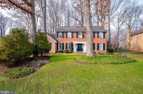11 Chilton Rd, Wilmington, DE 19803-1601
