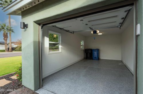 6803 15 St, Phoenix AZ 85040-2321 exterior