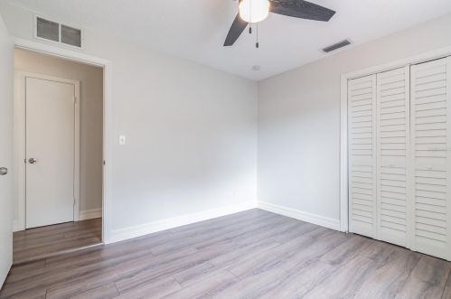 21637 Southwood Dr, Lutz FL  33549-4127 exterior