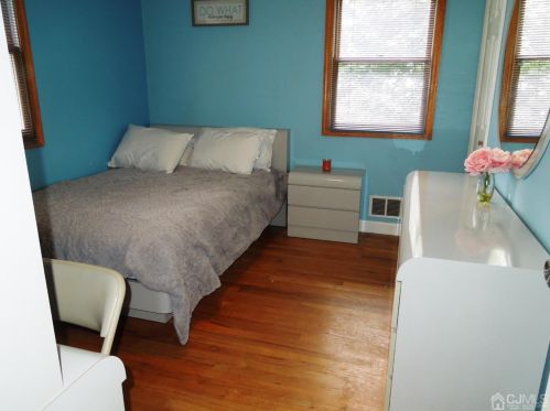 3313 Park Ave, South Plainfield NJ  07080-5223 exterior