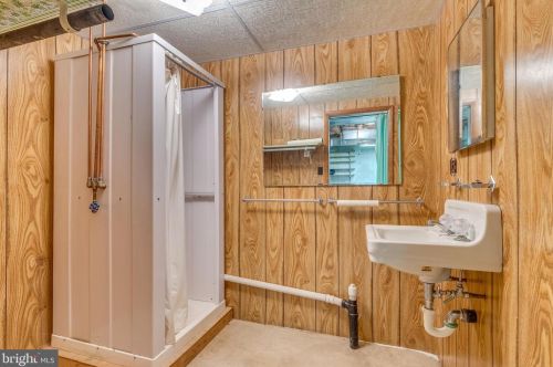 147 Euclid Ave, Charles Town WV  25414-1111 exterior