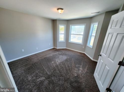 525 Center St, Laurel DE  19956-1331 exterior