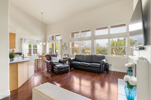 815 Vista Grande Dr, Santa Paula CA  93060-1335 exterior