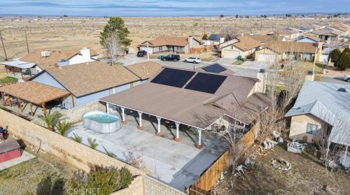 45331 Bison Cir, Lancaster CA  93535-2048 exterior