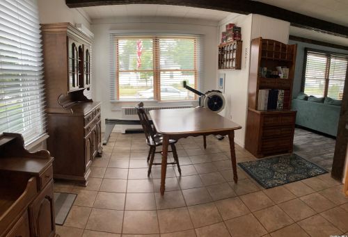 92 Pine St, Islip Manor NY  11751-2227 exterior