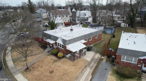 1002 12th Ave, Prospect Park, PA 19076-2021