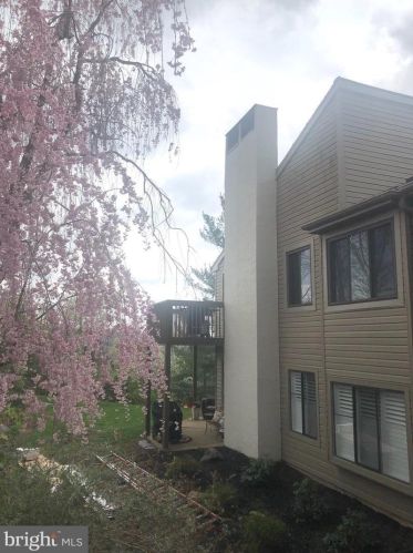 809 Pritchard Pl, Newtown Square, PA 19073-3035