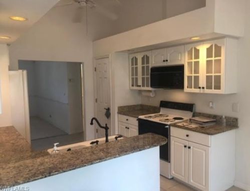 904 Belville Blvd, Naples FL  34104-6566 exterior